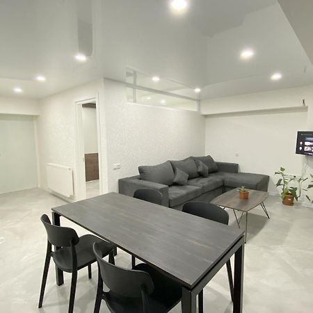 Gss Apartment Tbiliszi Kültér fotó